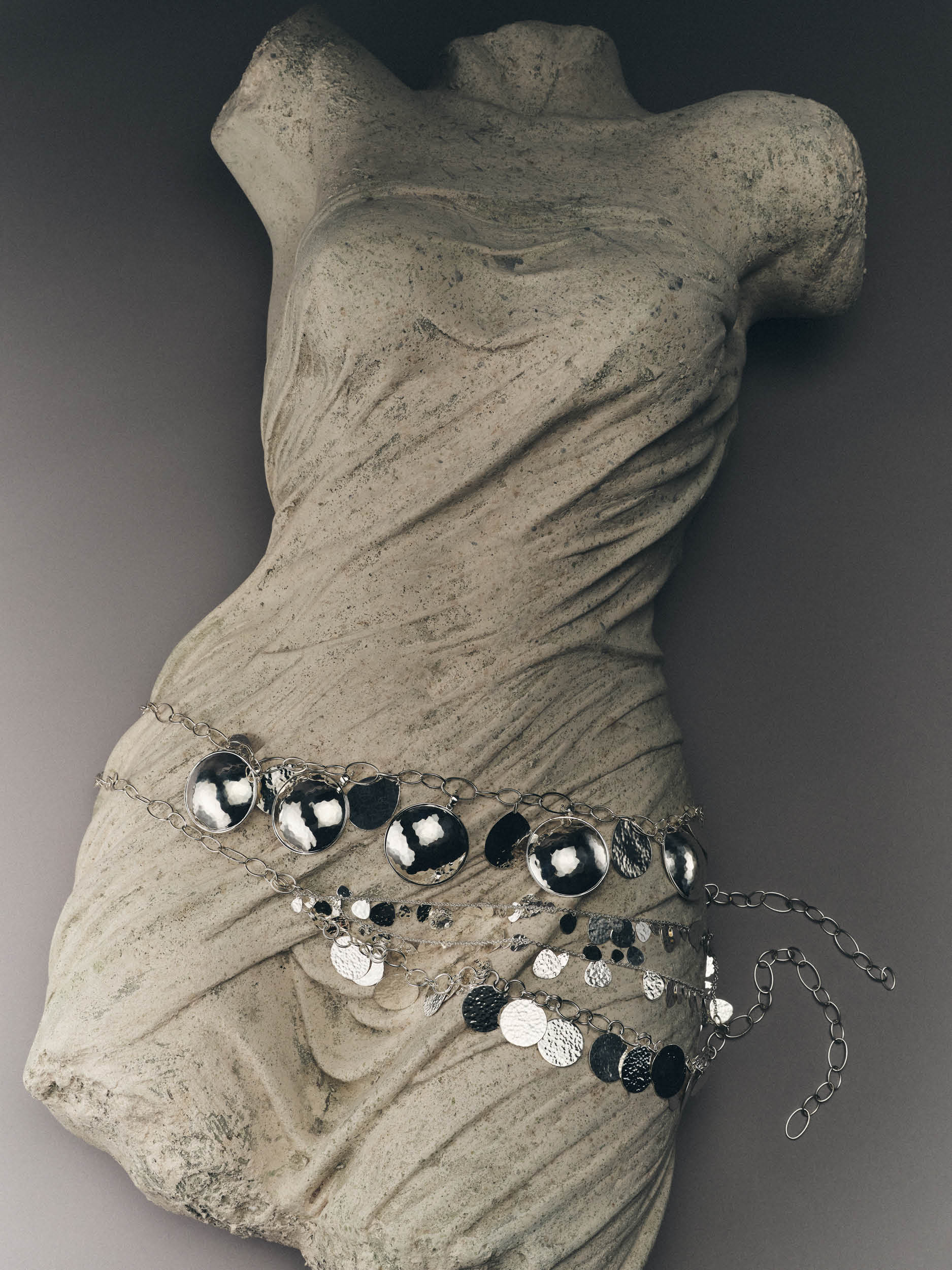 DISCOVER THE NEW COLLECTION